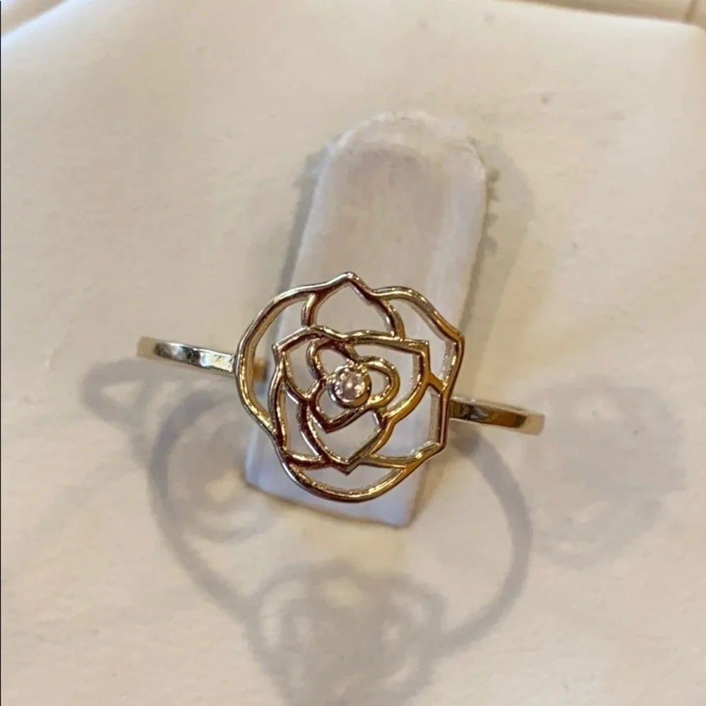 New Dainty Flower Ring 14K Real Gold Promise Ring size 7